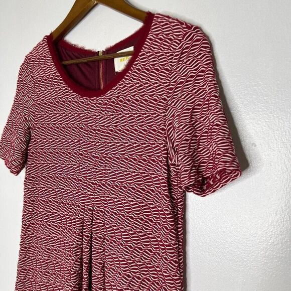 Maeve Red White Zigzag Anthro Pleated Short Sleeve A-Line Dress Size S Women's - Picture 2 of 9